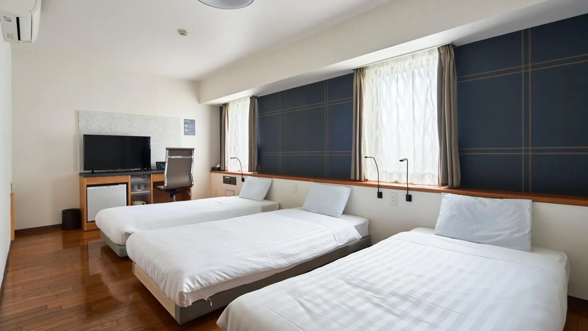 Tokio'S Hotel 3*, Präfektur Tokio